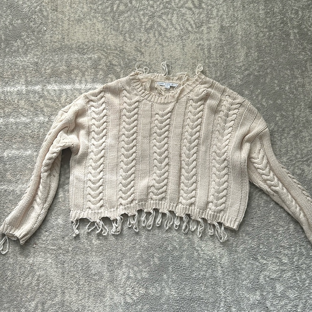 Alter'd State Cream Distressed Cable Knit Cropped Sweater - size Large